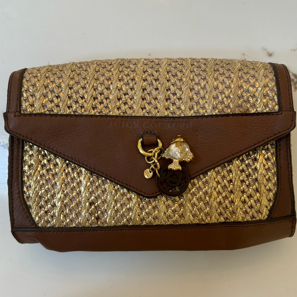 Juicy couture clutch purse